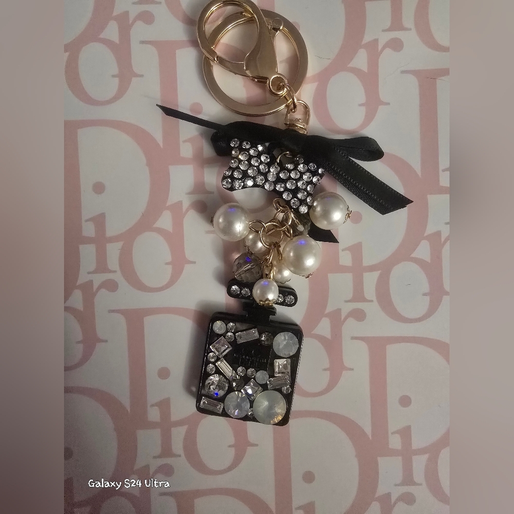 Unbranded Bougie bag charm/Keychain NEW - Picture 2 of 6